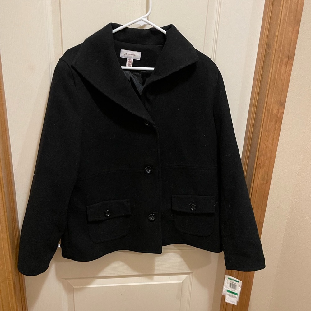 NWT IM Collection black blazer with extra buttons
